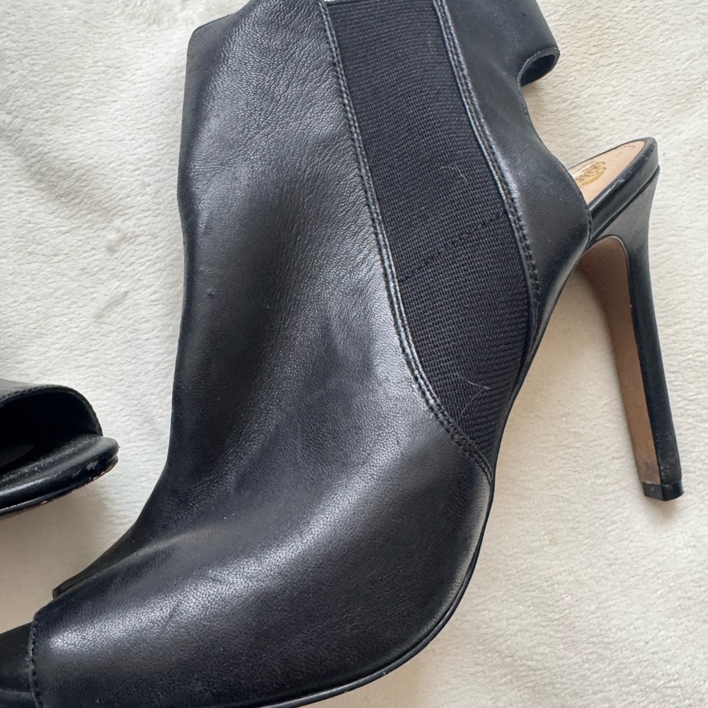 Vince Camuto heels - Picture 4 of 13